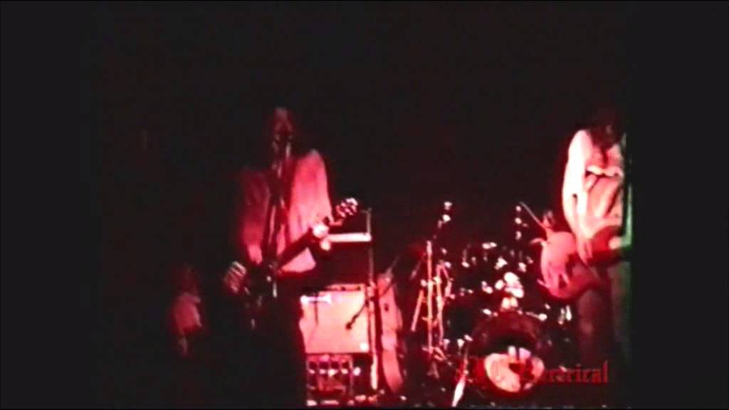 You Am I 'White and Skinny' live 1992 adlı videoyu YouTube'da izle You Am I 'White and Skinny' live 1992 adlı videoyu YouTube'da izle