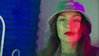7297255-sd_640_360_25fps