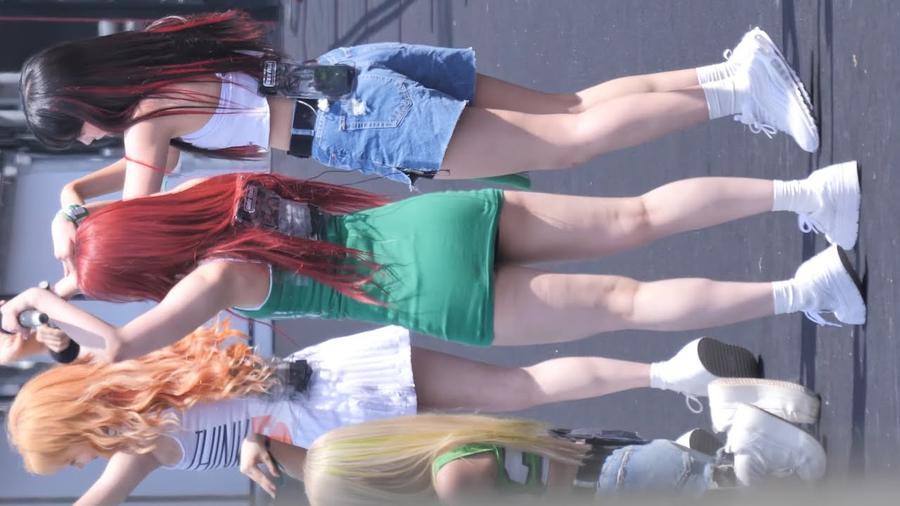 [초록원피스핏 아이사] 230623 STAYC 스테이씨 아이사 ISA - RUN2U 런투유 (워터밤 잠실종합운동장보조경기장) 직캠 fancam by zam