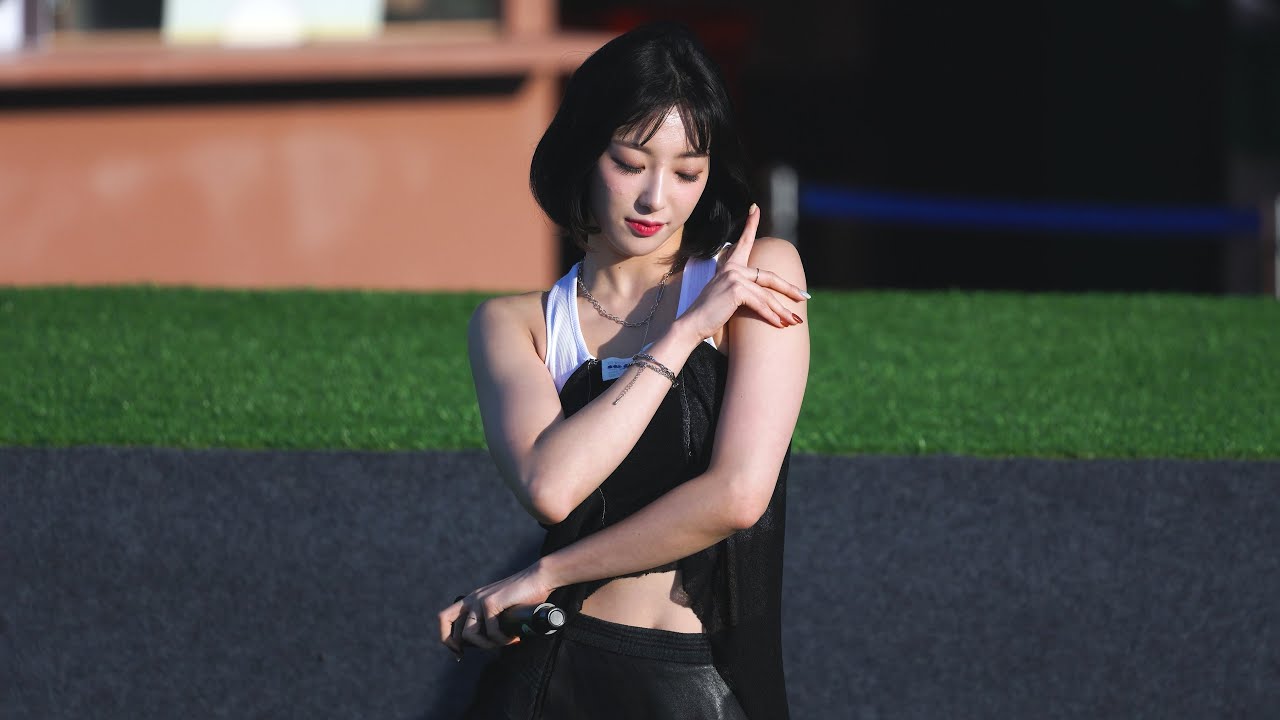 231001 리이나 RIINA 하이키 H1-KEY '건물 사이에 피어난 장미 Rose Blossom' 4K 60P 직캠 @강원 세계산림엑스포 by DaftTaengk