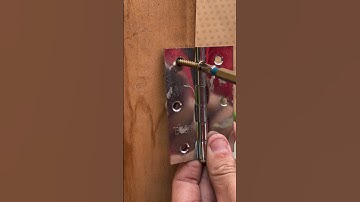 Quick hinge placement trickPerfect fit every time #USA #WoodHack #ProWorkshop