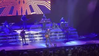 Getting you home Chris young live Mohegan sun live