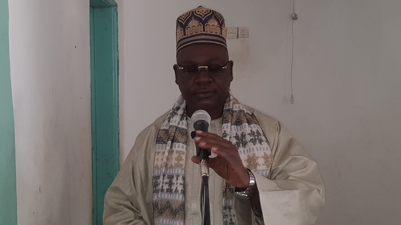 bayane-du-vendredi-par-imam-abass-diop-a-la-grande-mosqu-e-cheikhoul