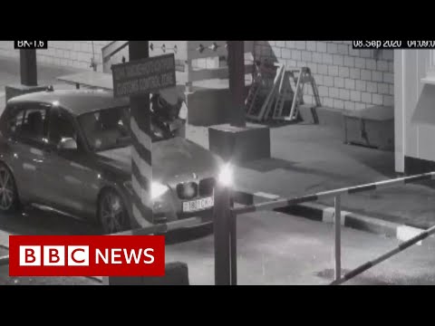 Belarus: Opposition figure 'climbed through car window' to avoid expulsion - BBC News