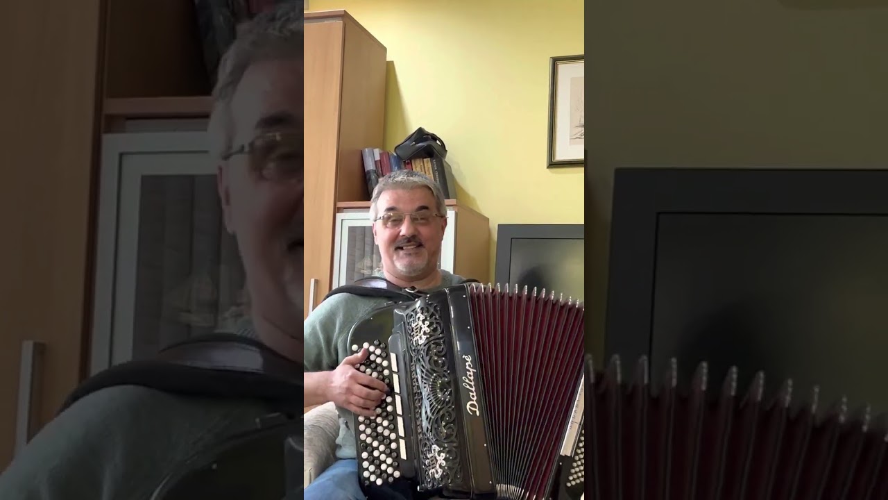 Boemsko kolo                                                   Kompozitor - Vlada Panović