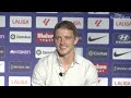 New signing Conor Gallagher welcomed by huge Atlético Madrid crowd
