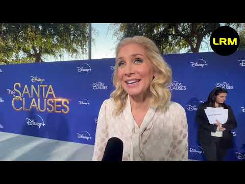 Elizabeth Mitchell Interview for The Santa Clauses on Disney+