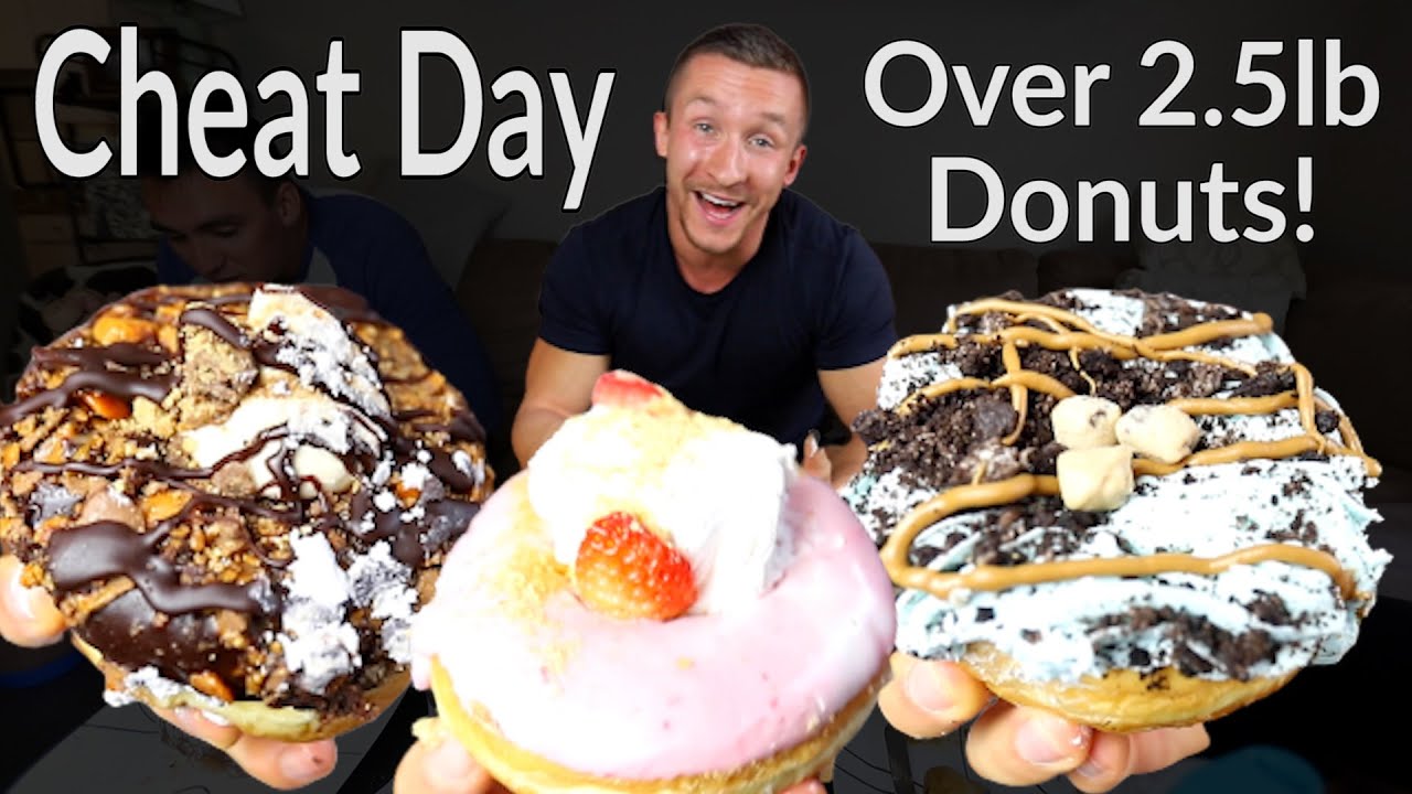 MASSIVE Donut Cheat Day | 2.5lbs of Donuts! - YouTube
