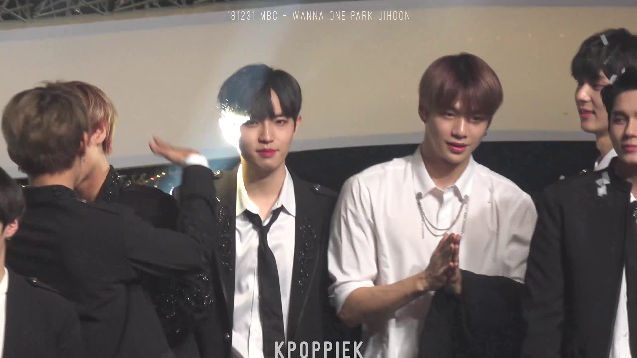 181231 Wanna One + Park Jihoon Focus Ending Fancam 4K