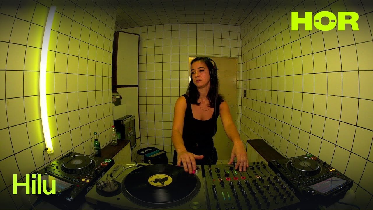 Hilu | HÖR - March 20 / 2025 auf YouTube ansehen Hilu | HÖR - March 20 / 2025 auf YouTube ansehen