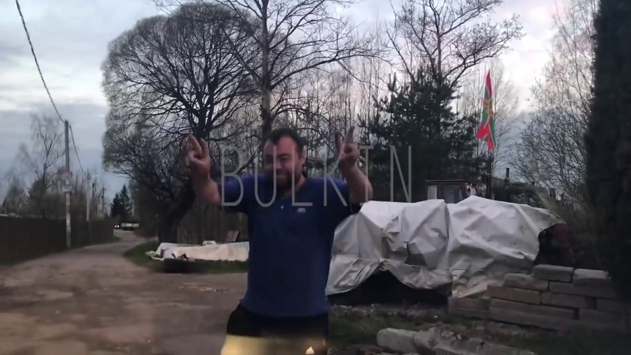 Димон - заминированный тапок танцует!