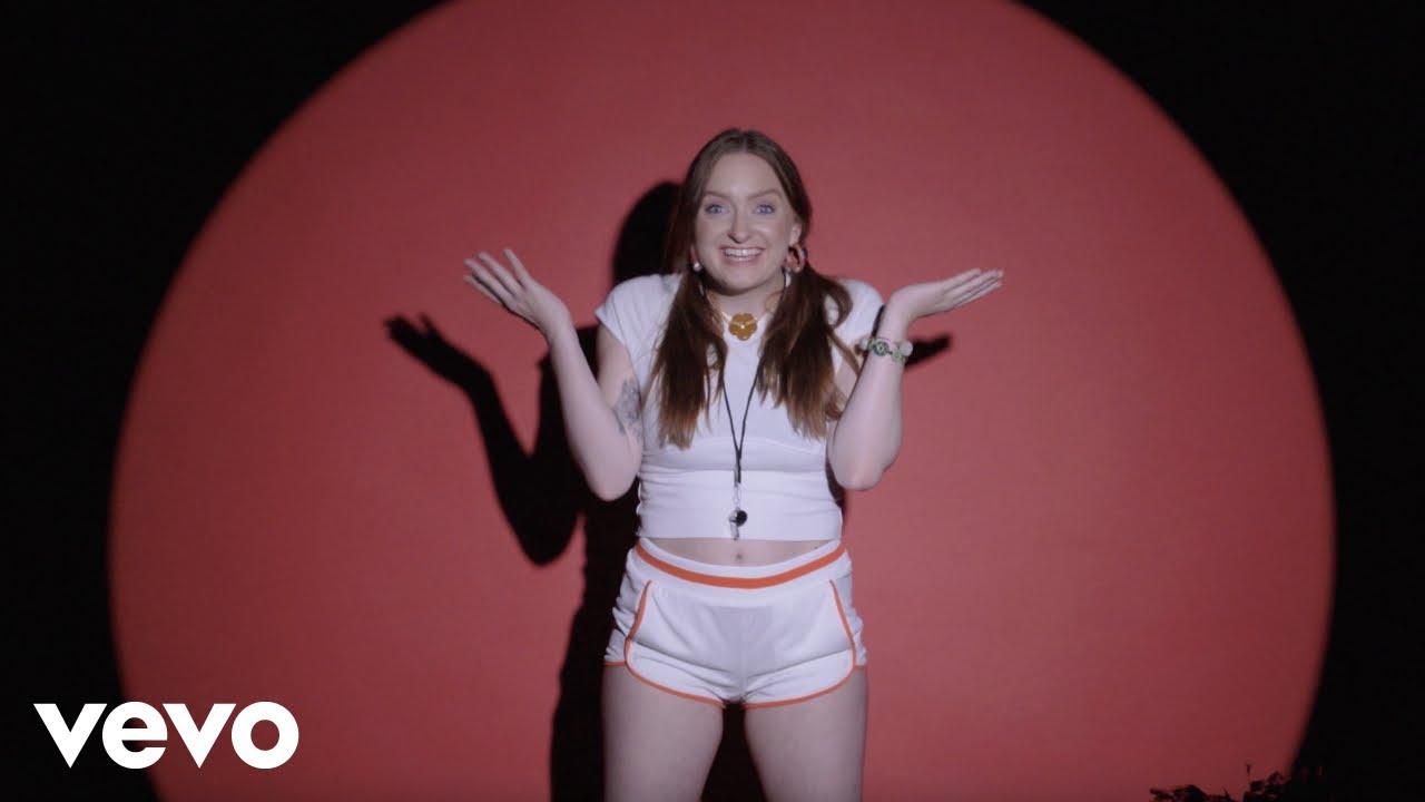 Gina Zo - I Need To Cry