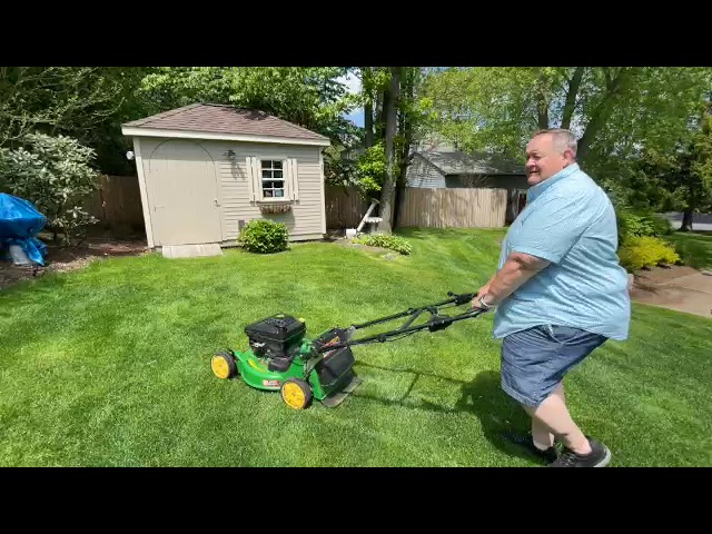 Mastering the Lawn - Papa's Clean Up with the John Deere JX 75 Finish Mower class=