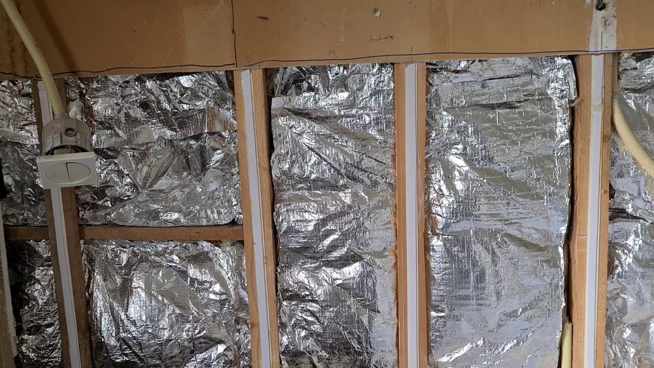 Glimmende Aluminium Folie Isolatie Deken Naar Binnen Buiten [Wat is Beste] - YouTube