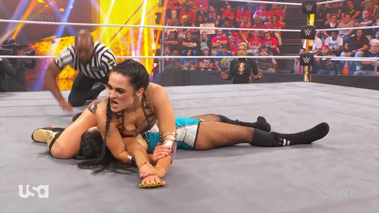 Lyra Valkyria Beats Valentina Feroz on NXT (Feb. 7, 2023) - YouTube