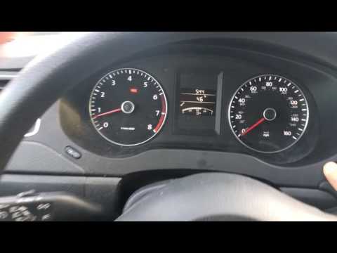 Video: Hoe reset je het servicelampje op een Volkswagen Jetta uit 2014?