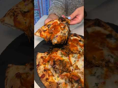 The LAMB NIHARI PIZZA From Mumbai Dreams In Nyack NY Is DEVOURPOWER