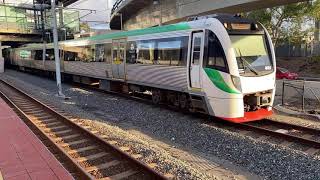 Transperth trains at canning bridge station