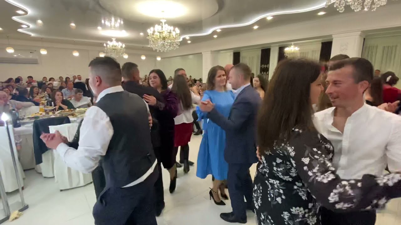 Fetele de la Crasna, formatia Dinastia🔥Multumesc sincer pentru repost, si abonare😍