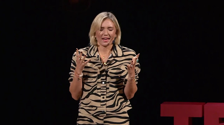 De eerste keer dat ik alcohol dronk was ik 10 jaar oud | Josefine Dahlberg | TEDxGöteborg