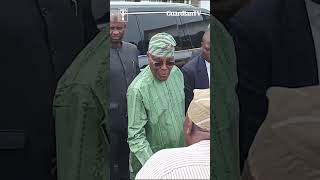 2027: Atiku bezoekt Aregbesola voorafgaand aan de kroning van Owa Obokun van Ijesaland
