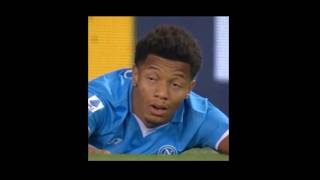 David Neres Is Always Dizzy