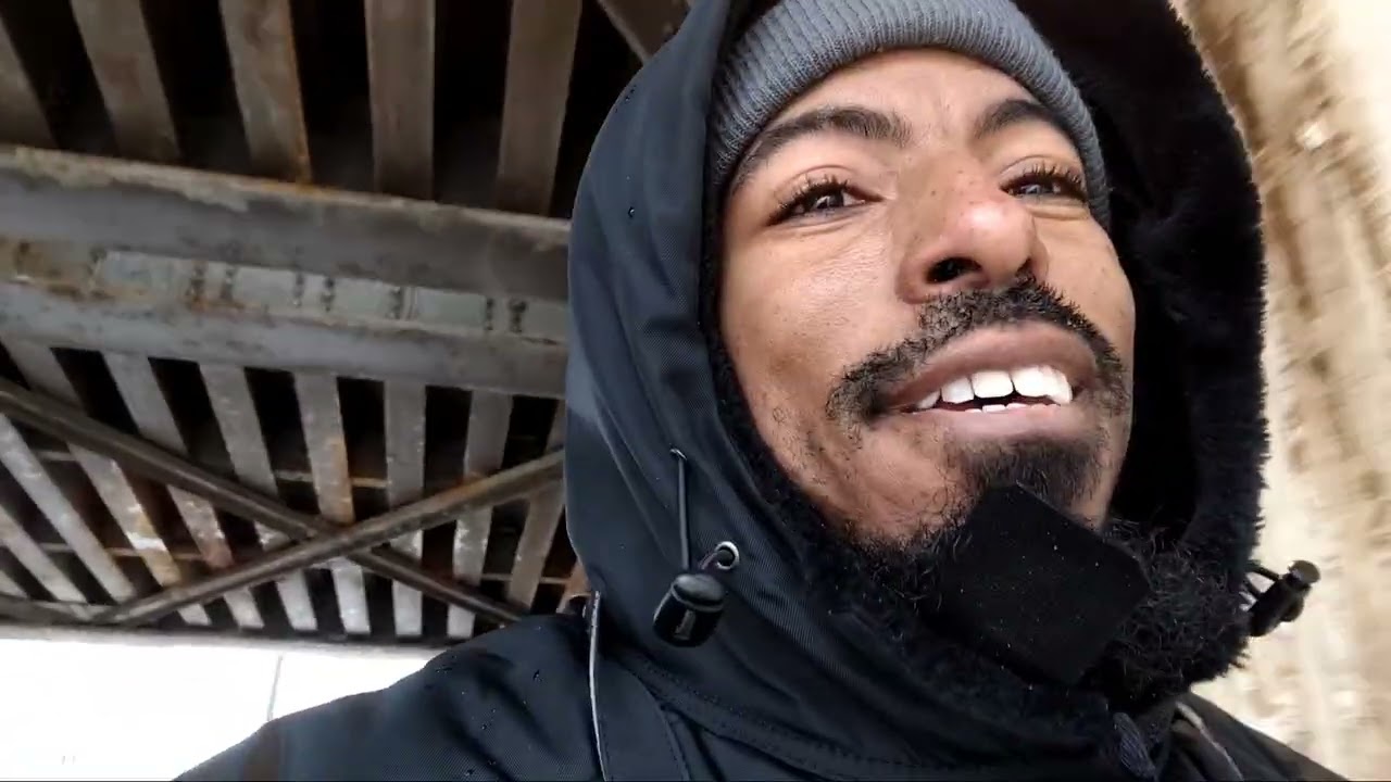 Reading a book is important 