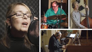 Video thumbnail of "Carolyn Dolan - Golden Lady by Stevie Wonder | FTLOJ Live Studio Sessions"