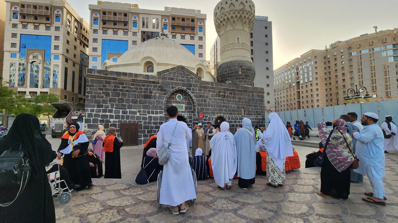 جولة في مول طيبة التجاري قريب جدا للمسجد النبوي ومناسب لشراء هدايا الحج