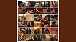 Miniatura del video "Wild Beasts - A Simple Beautiful Truth (Live at RAK)"