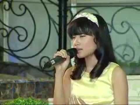 VICIA MANUELA @ GOOD NEWS (PIANIST VICSEL IMANUEL)