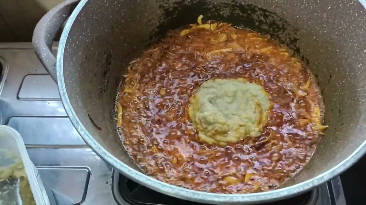 চাইনিজ বিফ রান্না করলাম। সবাই কমেন্টে জানাবেন রেসিপি টা কেমন হয়েছে। ☺️☺️🥩🥩