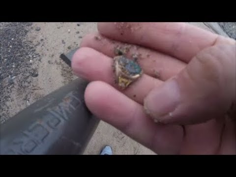Beach Metal Detecting Gold in the Hole! - YouTube