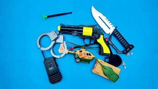 Special Force Police Set - Airsoft Gun, Marine Pistol, Handcuff, Walkie Talkie, Binocular, Knife screenshot 1