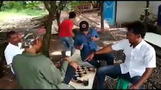 Main catur sambil ngopi lucu😂