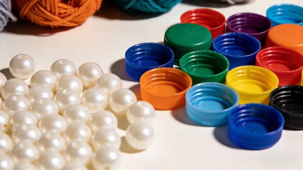 Не выбрасывайте крышки от бутылок! Я сделала 30 штук за один день, и все раскупили! Гениальная идея!