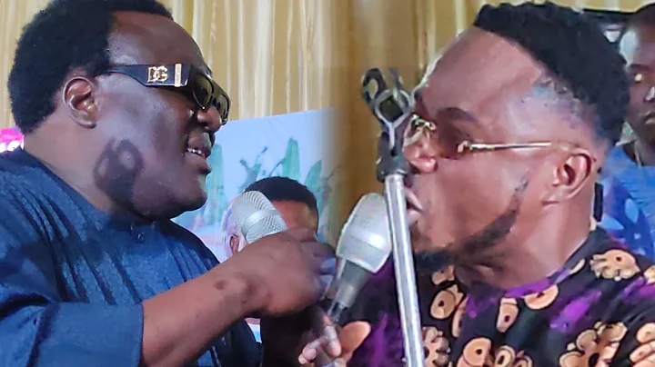 VERY TALENTED: KING SAHEED OSUPA EXCHANGE MIC WITH BOYE BEST ON STAGE AT MOVIE PREMIERE LAJE LAJE