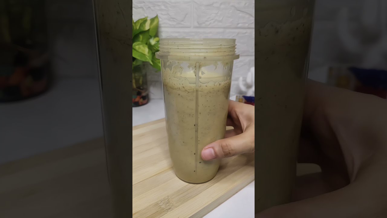 Tropical Bliss Chia Smoothie