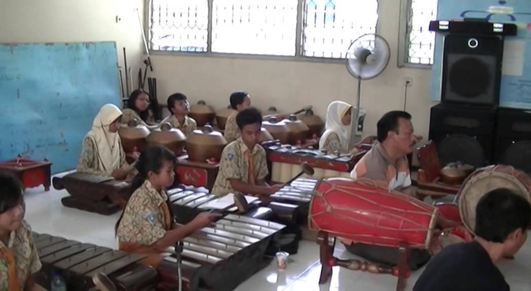 Karawitan Sekar Laras Arum SMPN 4 Nganjuk