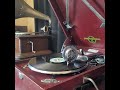 曾根 史郎 ♪花のロマンス航路♪ 1953年 78rpm record. Columbia Model No G ー 241 phonograph.