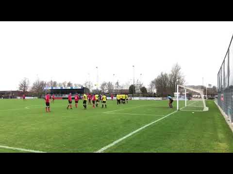 Yese Tholense Boys 08 12 2018 vrije trap Arjen de Koeijer