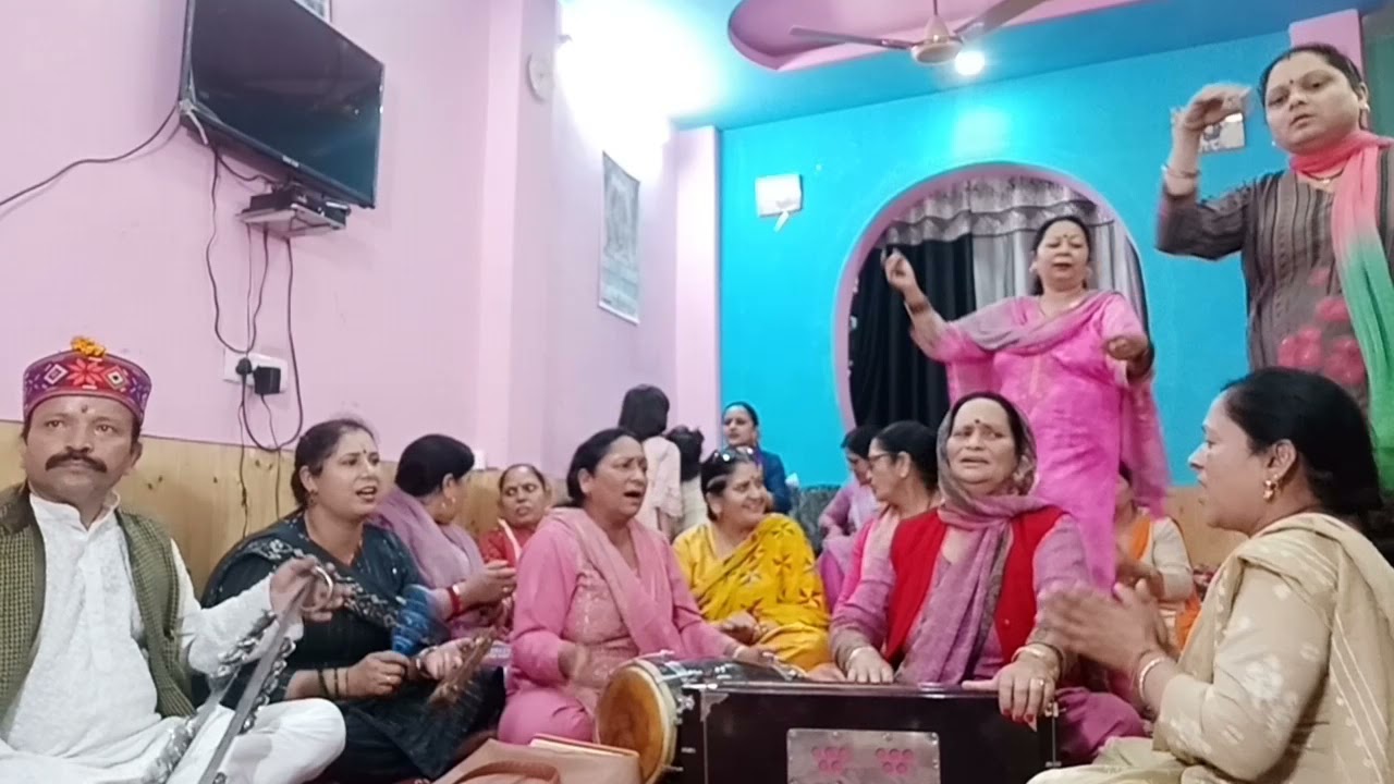 मैया जी नच मोरे अंगना आज भजन