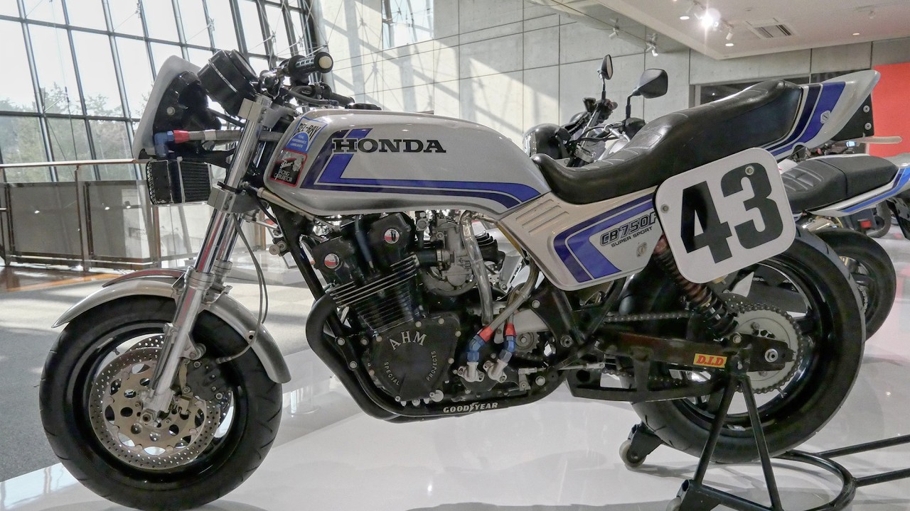 HONDA CB750F AMA SUPERBIKE Racer Mike Baldwin