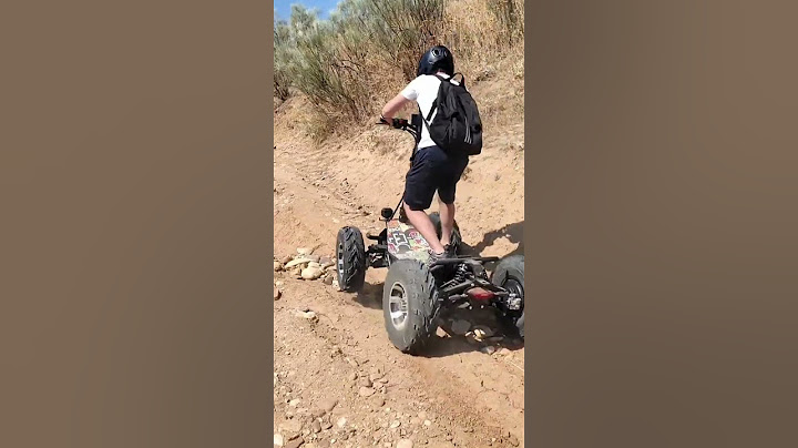 COCHE DE CHOQUE 4x4 CASERO _ Como Hacer Un Mini Todoterreno (Con 4 Motores)