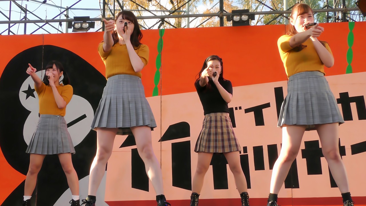 キラキラ女子のダンス