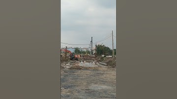 Đóng cọc làm đường cống hộp qua rạch Bà Lớn, thuộc dự án đường song hành Quốc lộ 50 #infrastructure