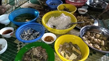 Bữa tiệc mừng lúa mới của người Xê Đăng. Người Xê Đăng