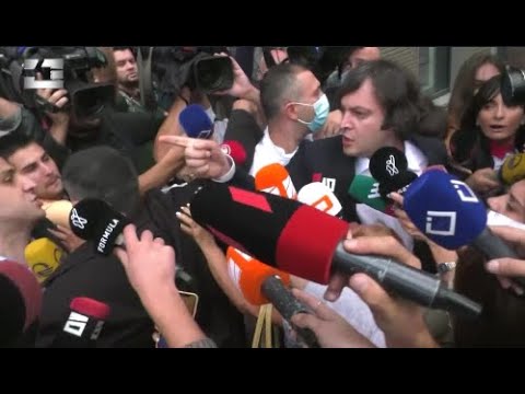 ევროკავშირის ოფისთან გუშინ განვითარებული მოვლენები კვლავ ურთიერთბრალდებების თემაა