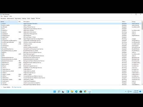 How to Change Desktop Background Image in Windows 11 - Tutorial