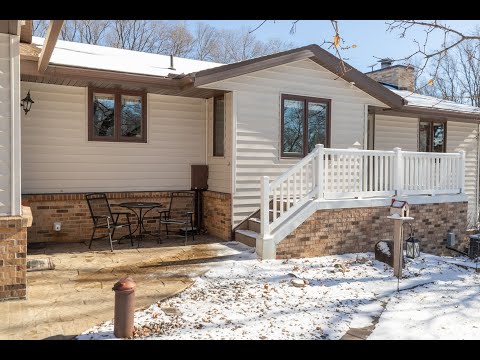 89610 240th St, Austin, MN home video tour